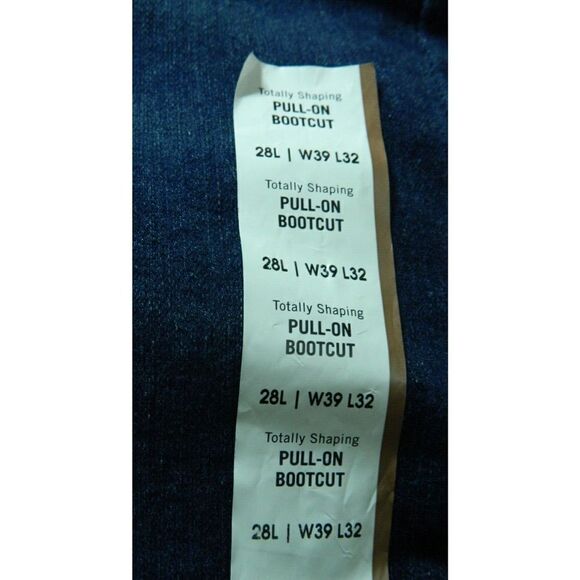 Levis Jeggings Denim Women Plus Size 39W x 32L Perfectly Shaping Pull-On Bootcut - Picture 12 of 12